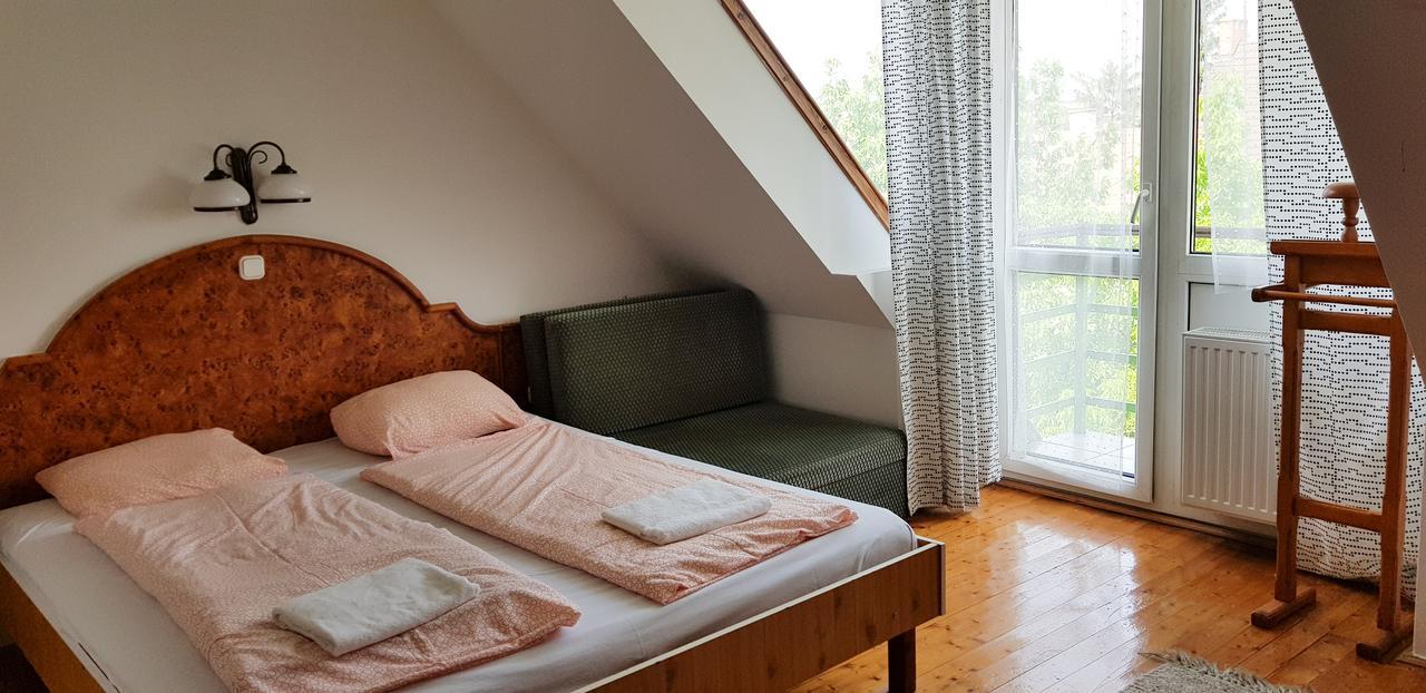 Hotel Paar Szieszta 기오르 외부 사진